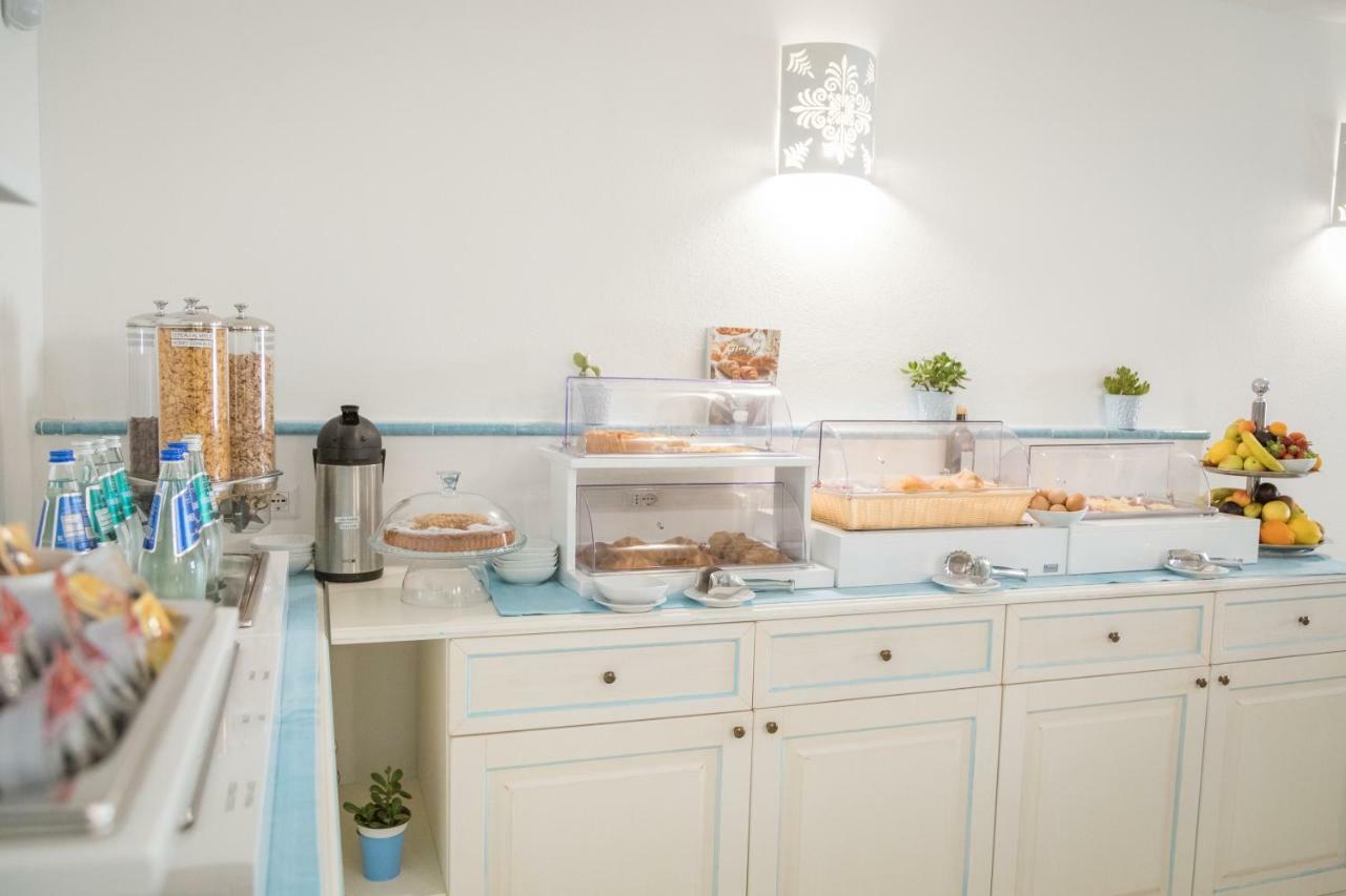 Regina Simius Hotel 3*